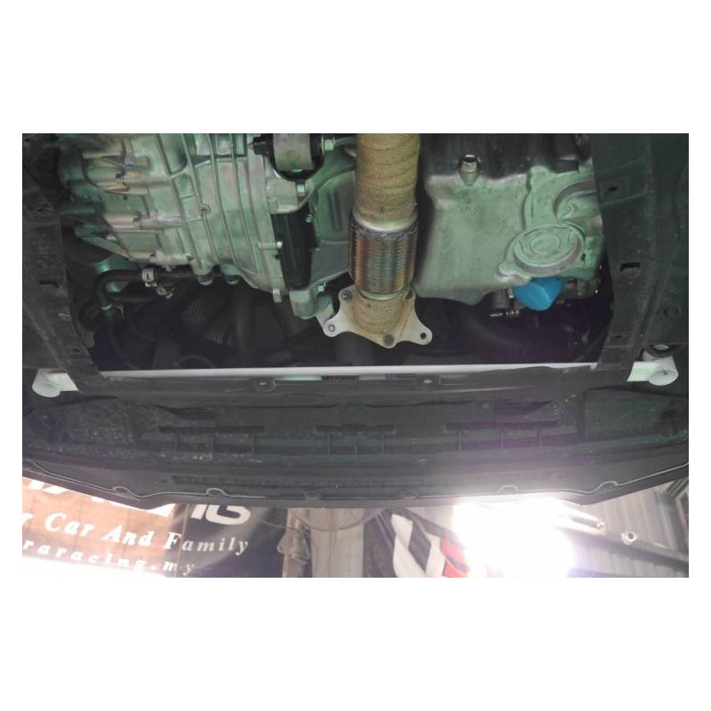 Barra inferior delantera UR Honda Civic Type-R FK8 17+