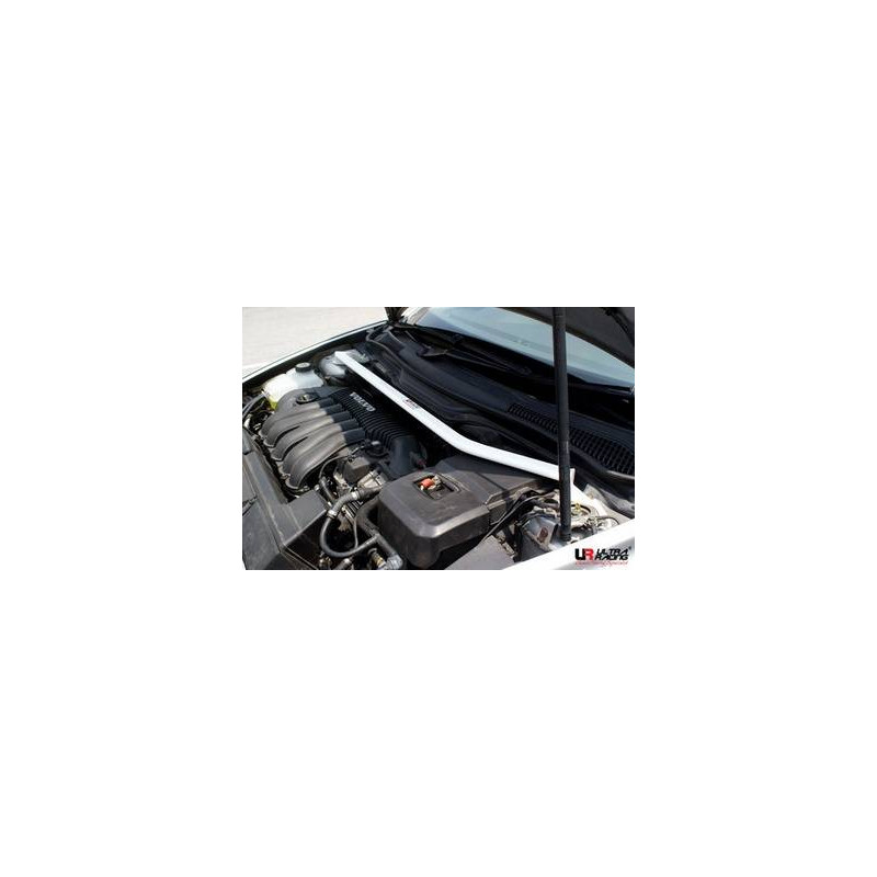 Engine bay brace UR Volvo S40 08+