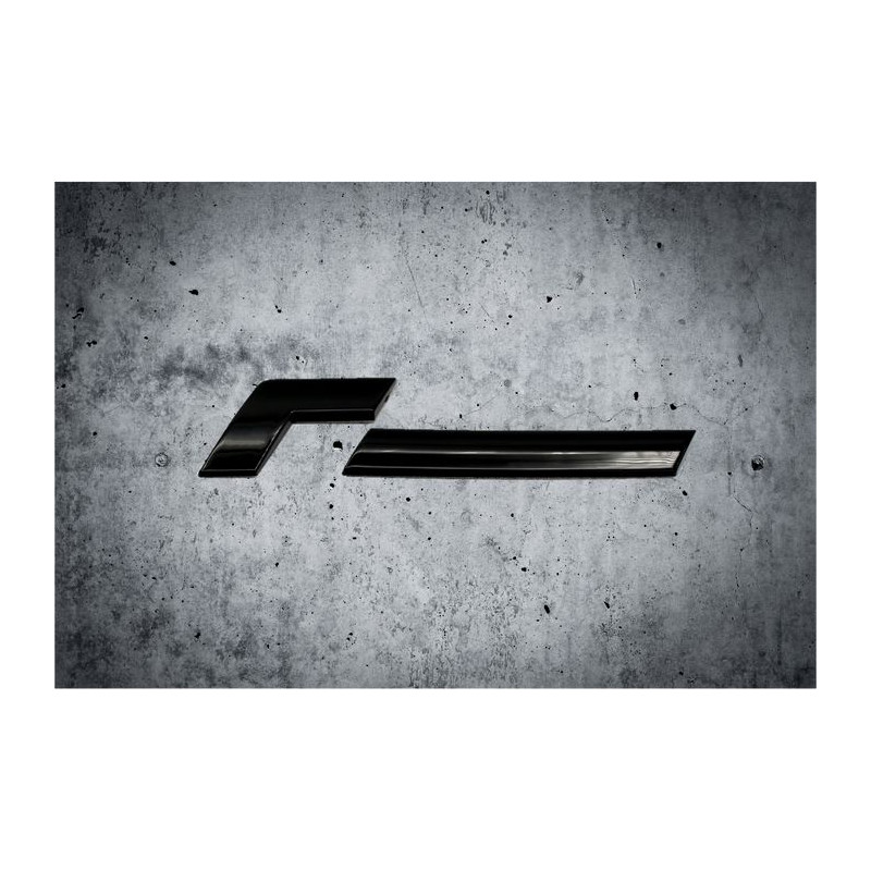 Badges de coffre Racingline Noir ou Chrome, au choix.