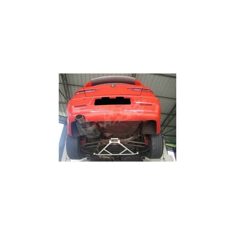 UR Rear Lower Brace Alfa Romeo 156
