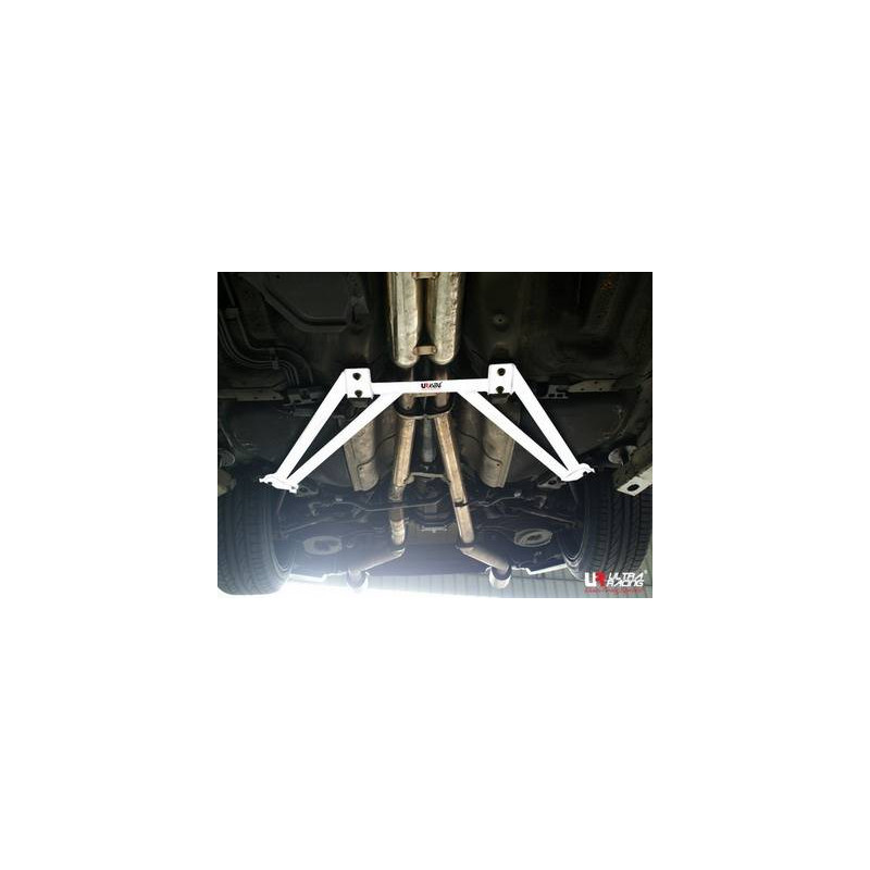 Barra inferiore posteriore UR Nissan 350Z 02-08