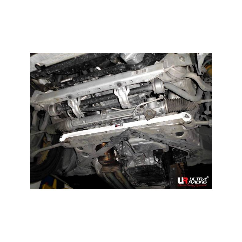 Barra inferior delantera UR BMW Serie 3 E92 06+ 3.5